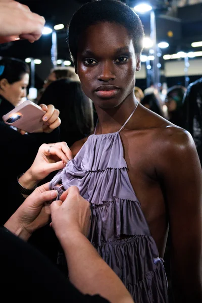 Look 2